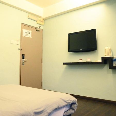 ג'והור בהרו Newland Hotel מראה חיצוני תמונה